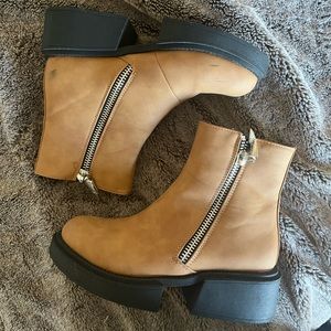 Brown boots with chunky heel